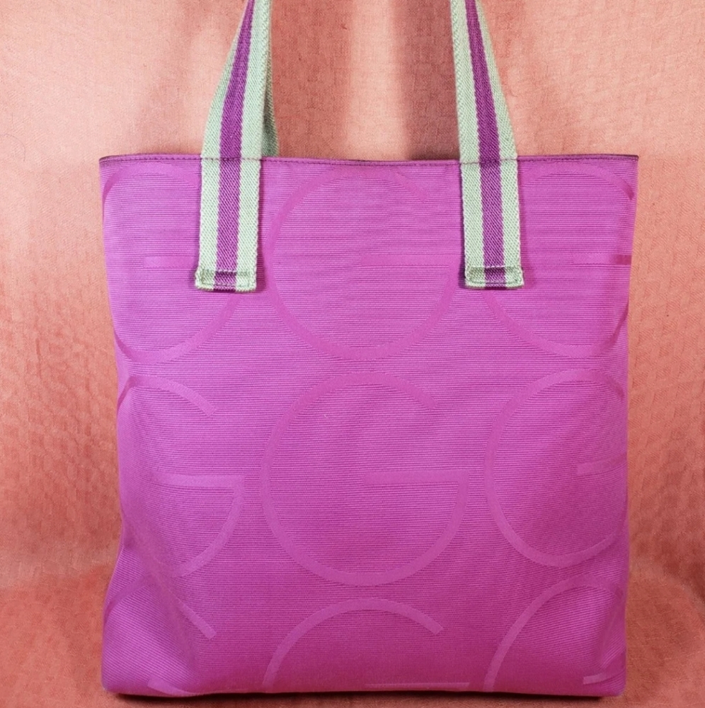AUTHENTIC Gucci Bag - Picture 2 of 8